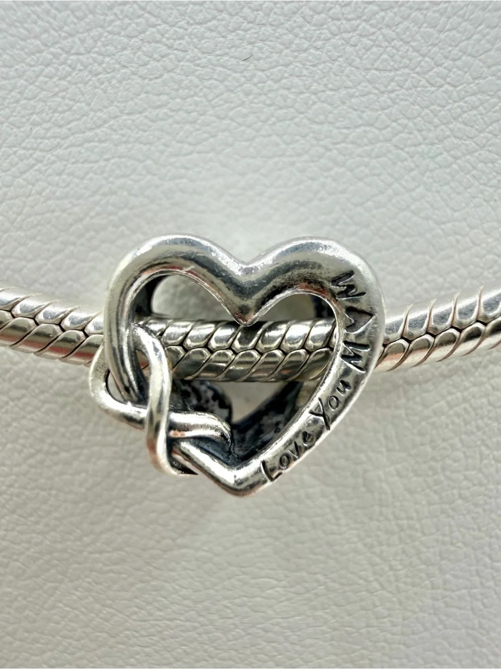 Pandora authentic love
